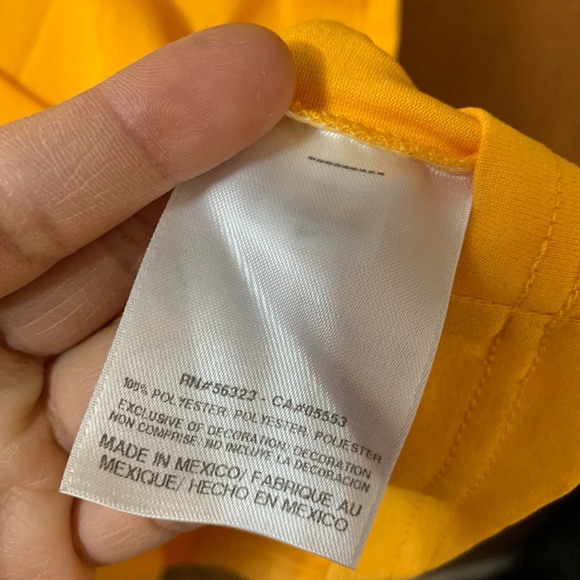 Yellow Nike Dri- Fit Workout Short Sleeve T-shirt Tee Top Shirt Size XS EUC - Picture 5 of 6